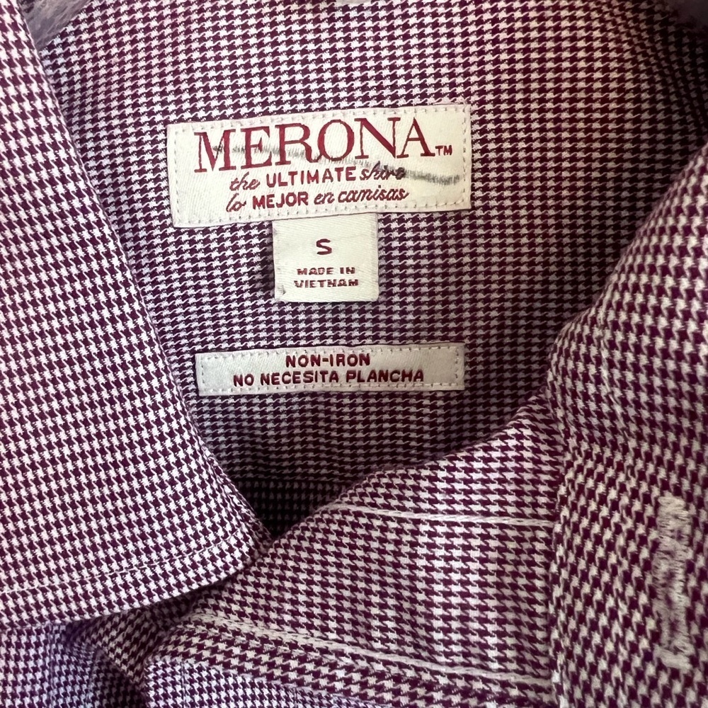Merona Men's Casual Purple Button-Down Shirt - Picture 2 of 3